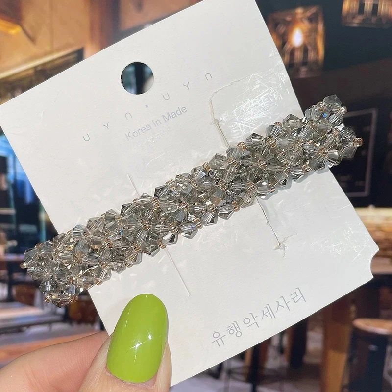 pince à cheveux allongée en crystal