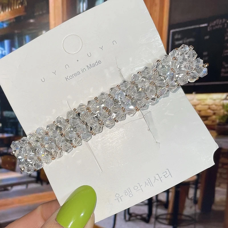 pince à cheveux allongée en crystal