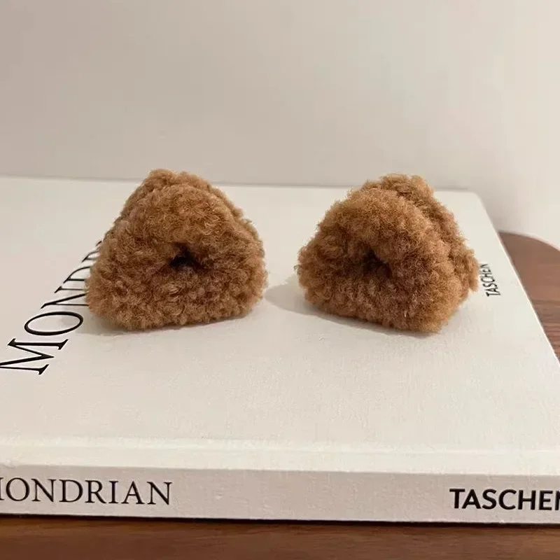 petite pince crabe oreilles de chat en peluche accessoire cheveux