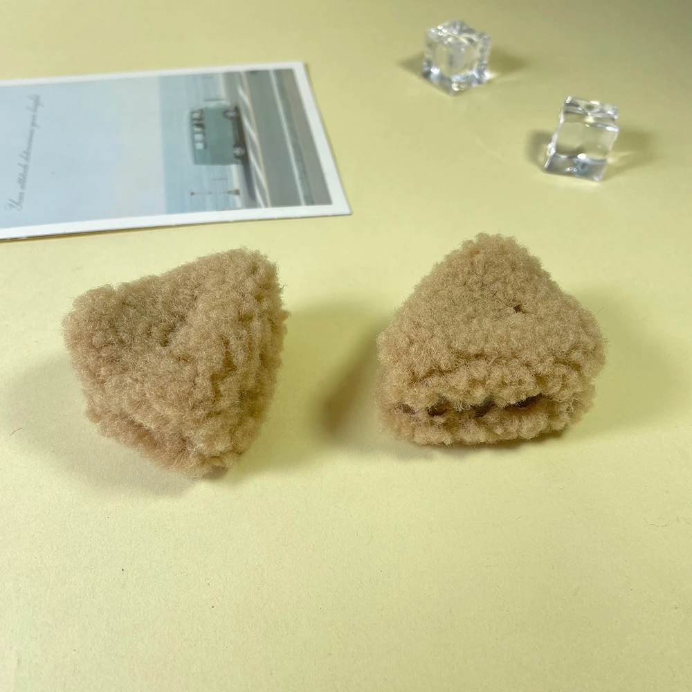 petite pince crabe oreilles de chat en peluche accessoire cheveux