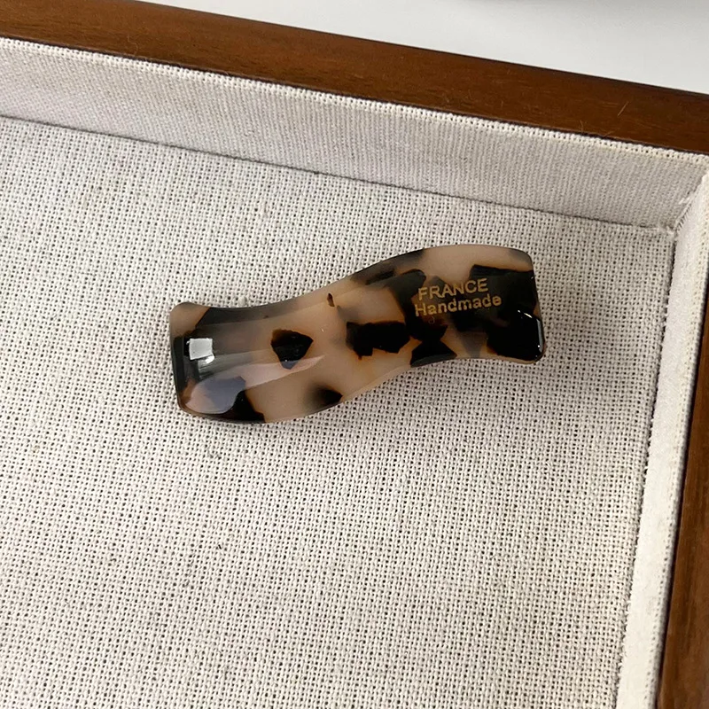 barrette cheveux en acétate ondulée pince écaille de tortue rétro