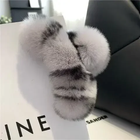 pince crabe en fausse fourrure peluche accessoire cheveux femme