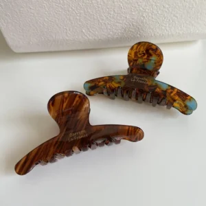 grande pince à cheveux élégante en acétate design rétro marbré
