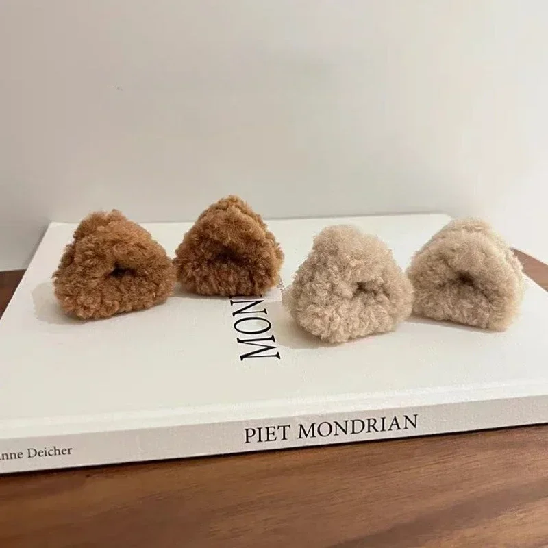 petite pince crabe oreilles de chat en peluche accessoire cheveux